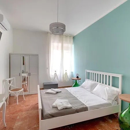 Butterfly Bed & Breakfast Lecce
